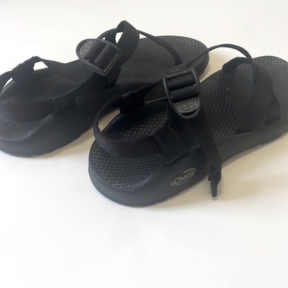 CHACO Z1 Classic Black Sandals - 9 - EXCELLENT Condition - Picture 2 of 4
